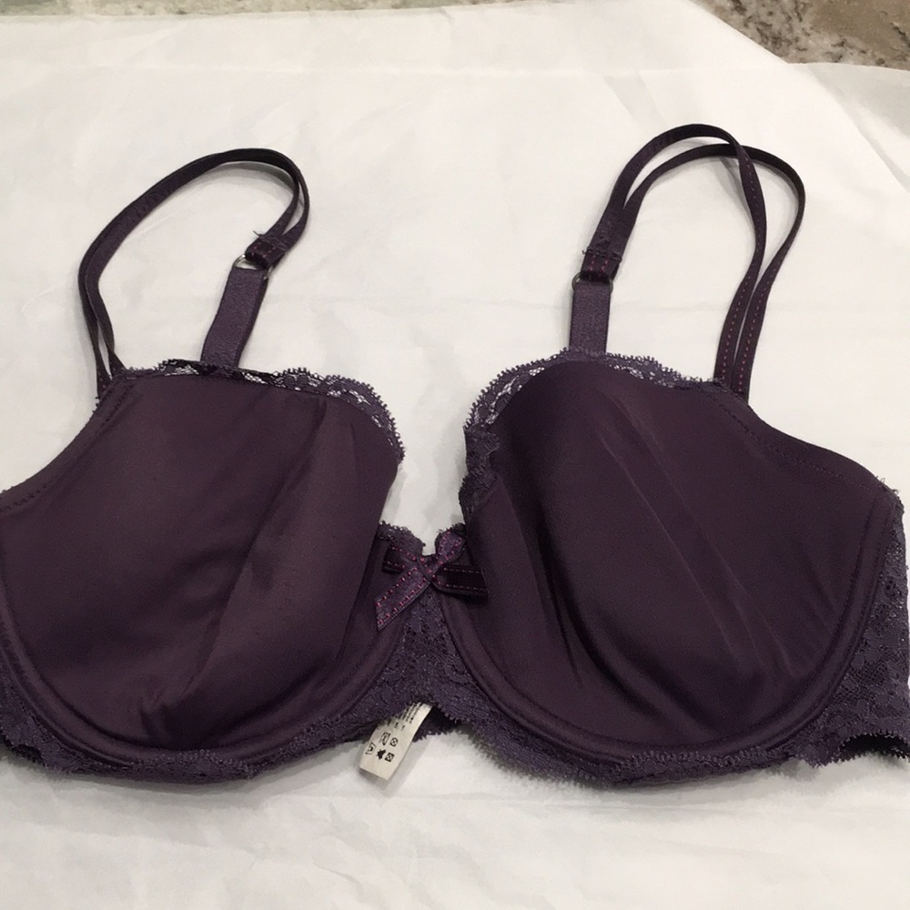 Chantelle underwire bra 34DD